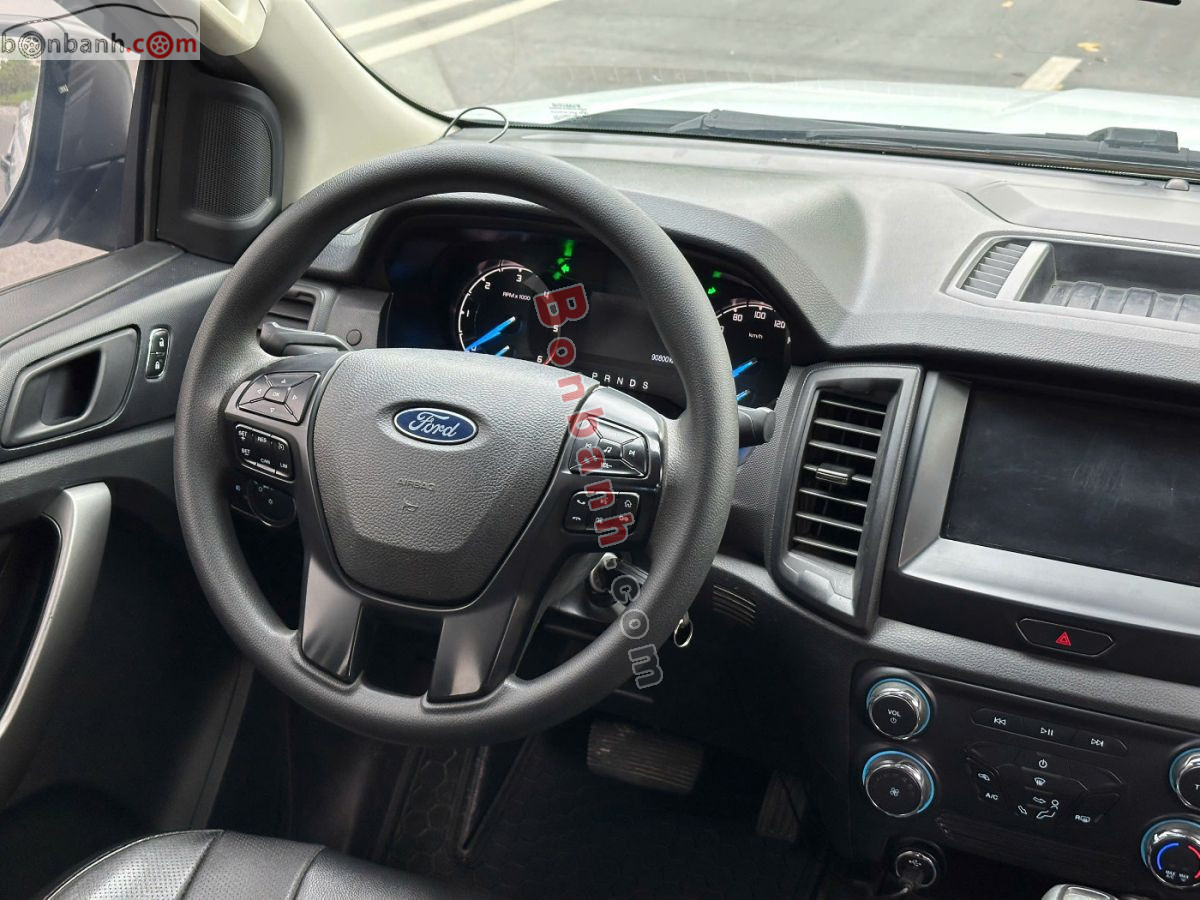 Bán ô tô Ford Ranger XLS 2.2L 4x2 AT - 2021 - xe cũ