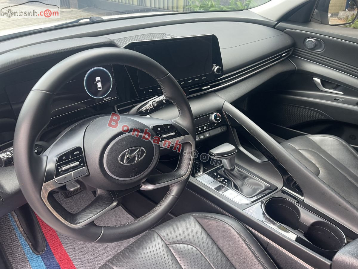 Bán ô tô Hyundai Elantra 1.6 AT Đặc biệt - 2024 - xe cũ