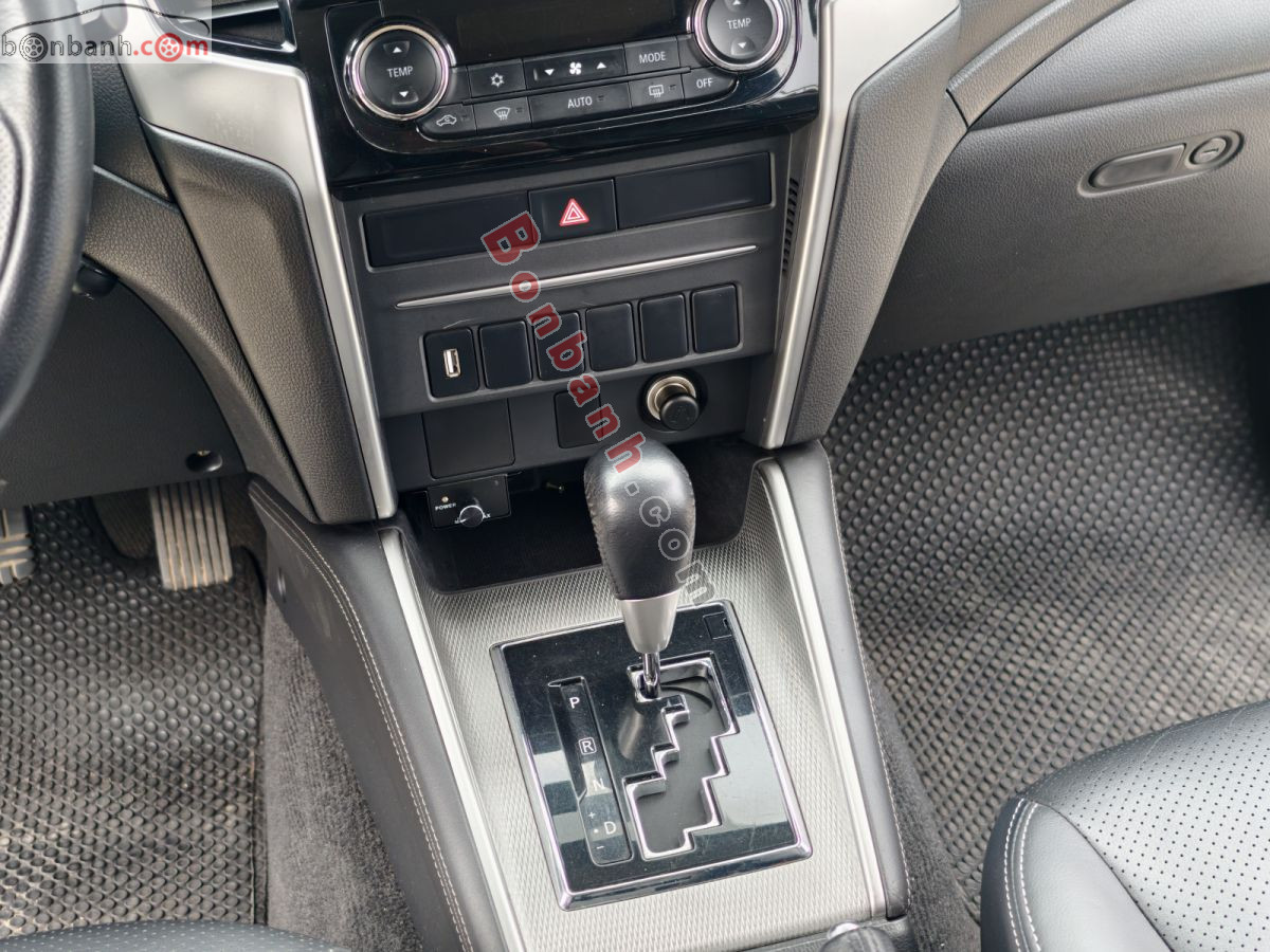 Bán ô tô Mitsubishi Triton 4x4 AT Mivec Premium - 2019 - xe cũ