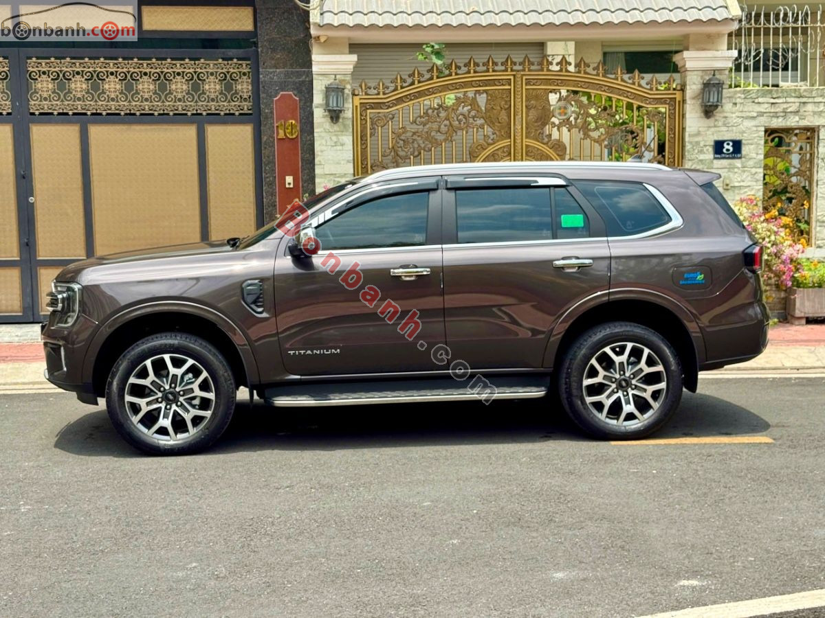 Bán ô tô Ford Everest Titanium 2.0L 4x2 AT - 2025 - xe cũ