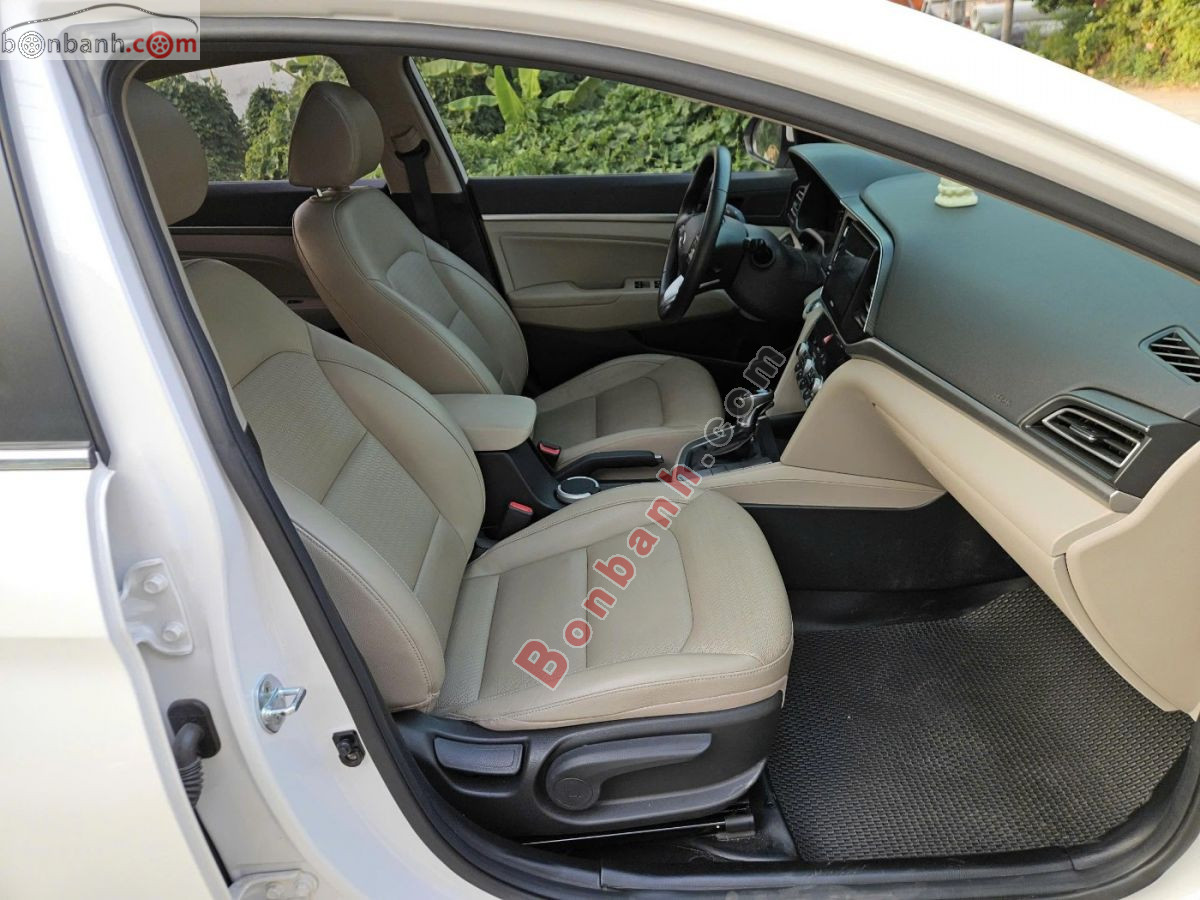 Bán ô tô Hyundai Elantra 2.0 AT - 2021 - xe cũ