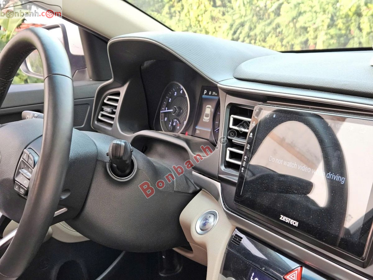 Bán ô tô Hyundai Elantra 2.0 AT - 2021 - xe cũ