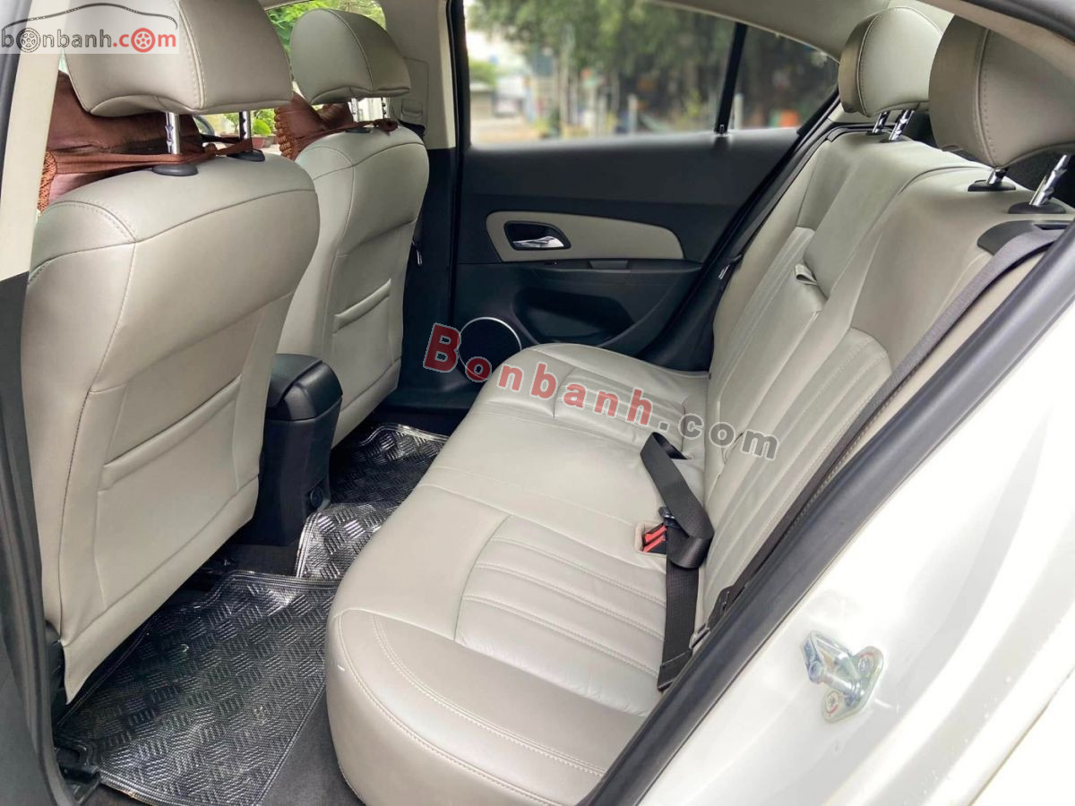 Bán ô tô Chevrolet Cruze LTZ 1.8 AT - 2015 - xe cũ