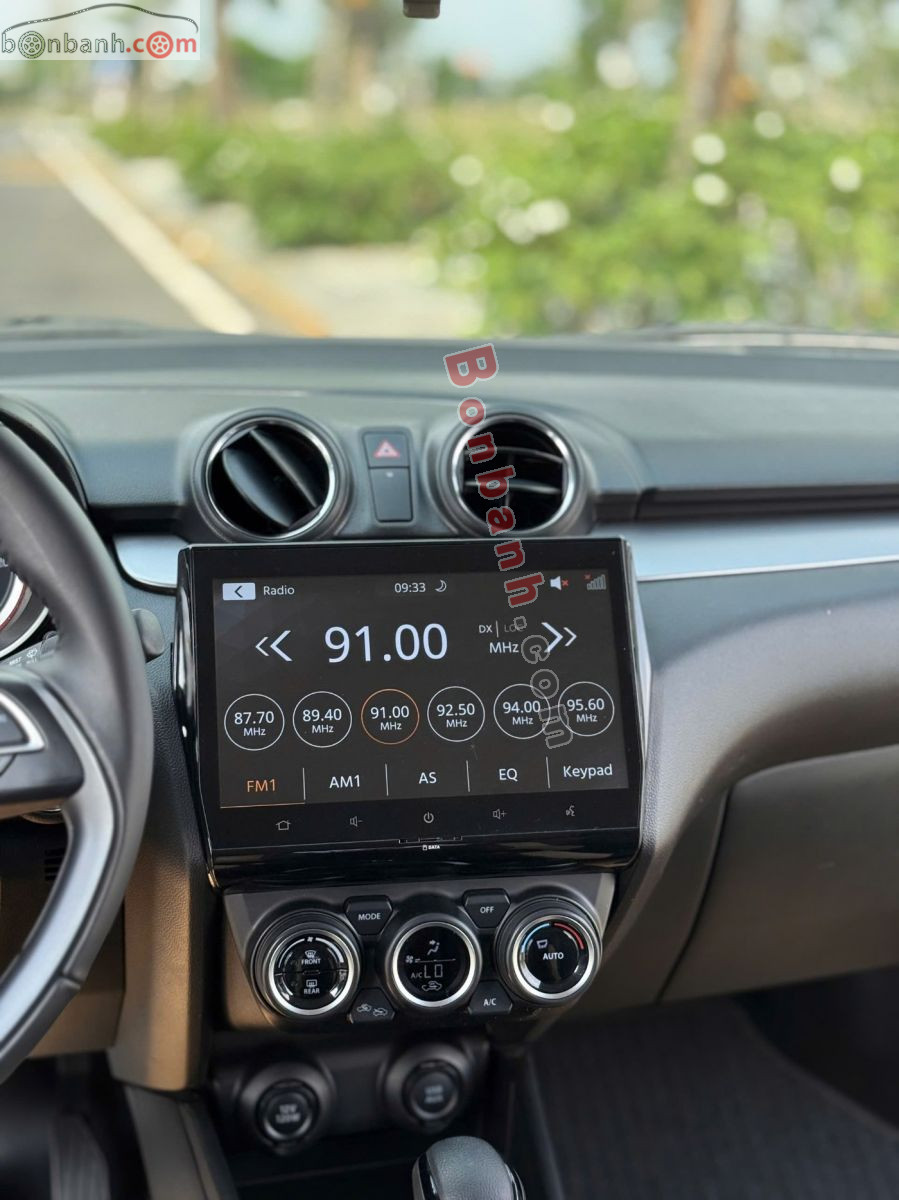 Bán ô tô Suzuki Swift GLX 1.2 AT - 2023 - xe cũ