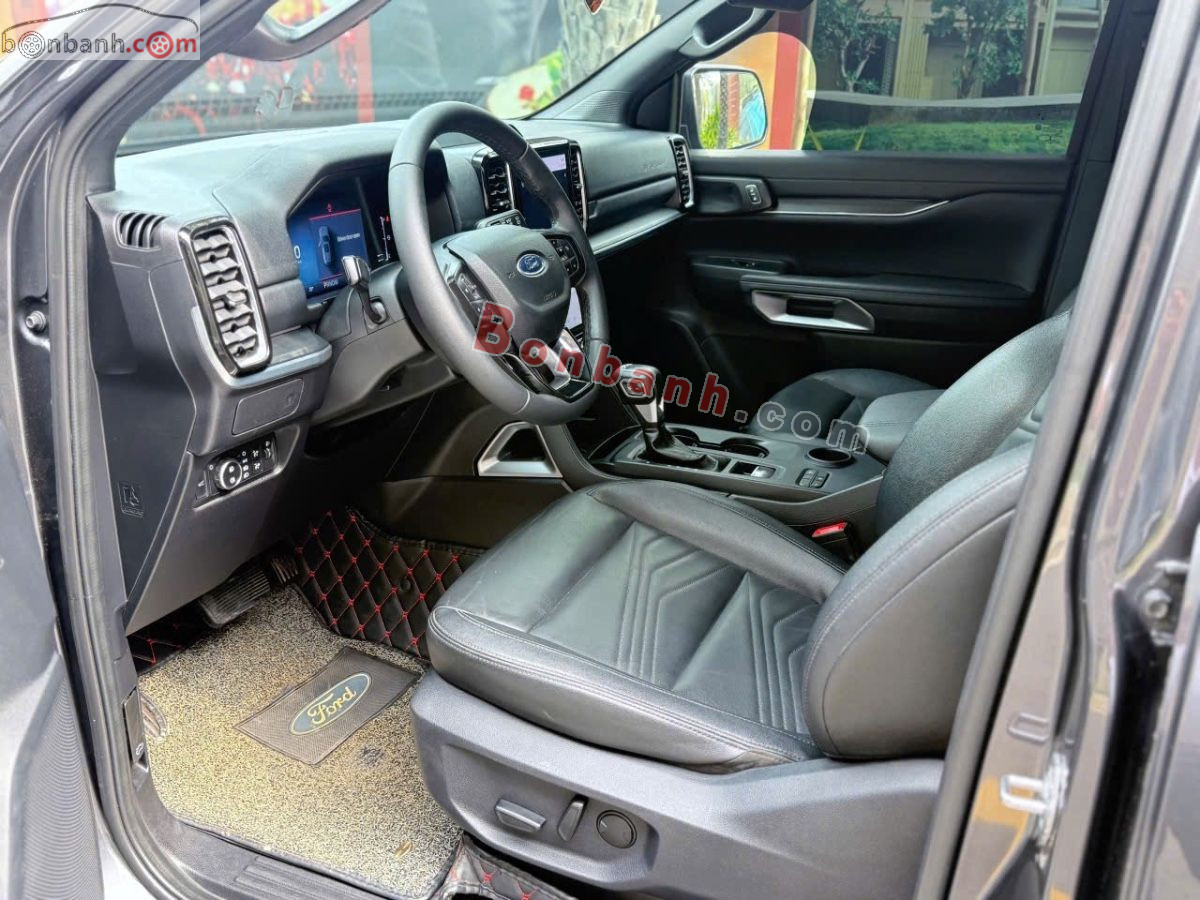 Bán ô tô Ford Everest Titanium 2.0L 4x2 AT - 2022 - xe cũ