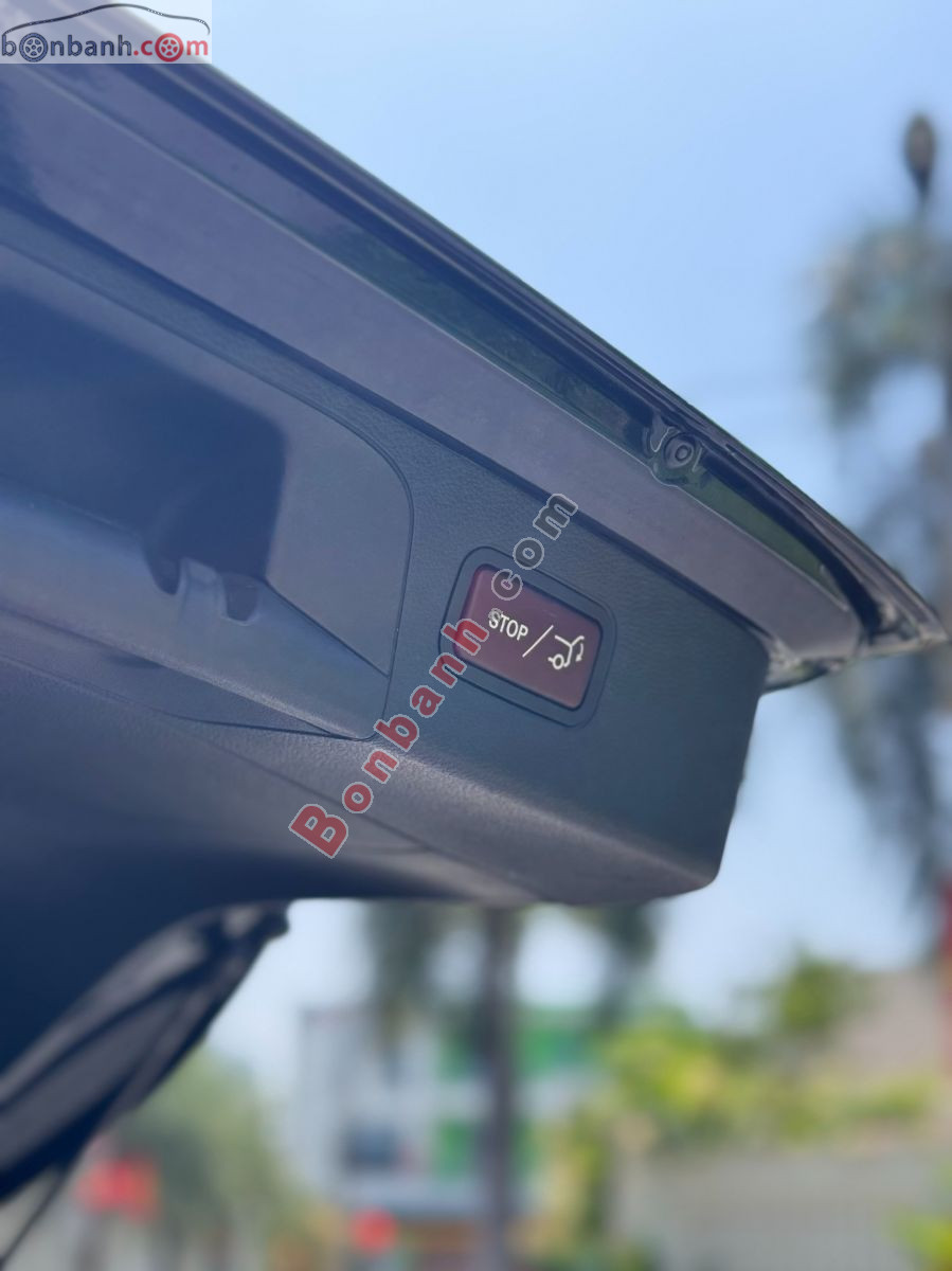 Bán ô tô Mercedes Benz GLC 250 4Matic - 2017 - xe cũ