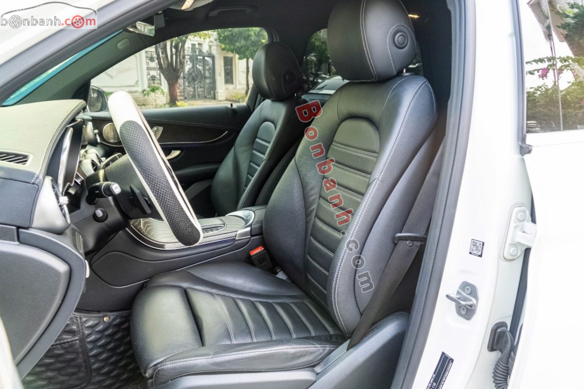 Bán ô tô Mercedes Benz GLC 200 4Matic - 2021 - xe cũ