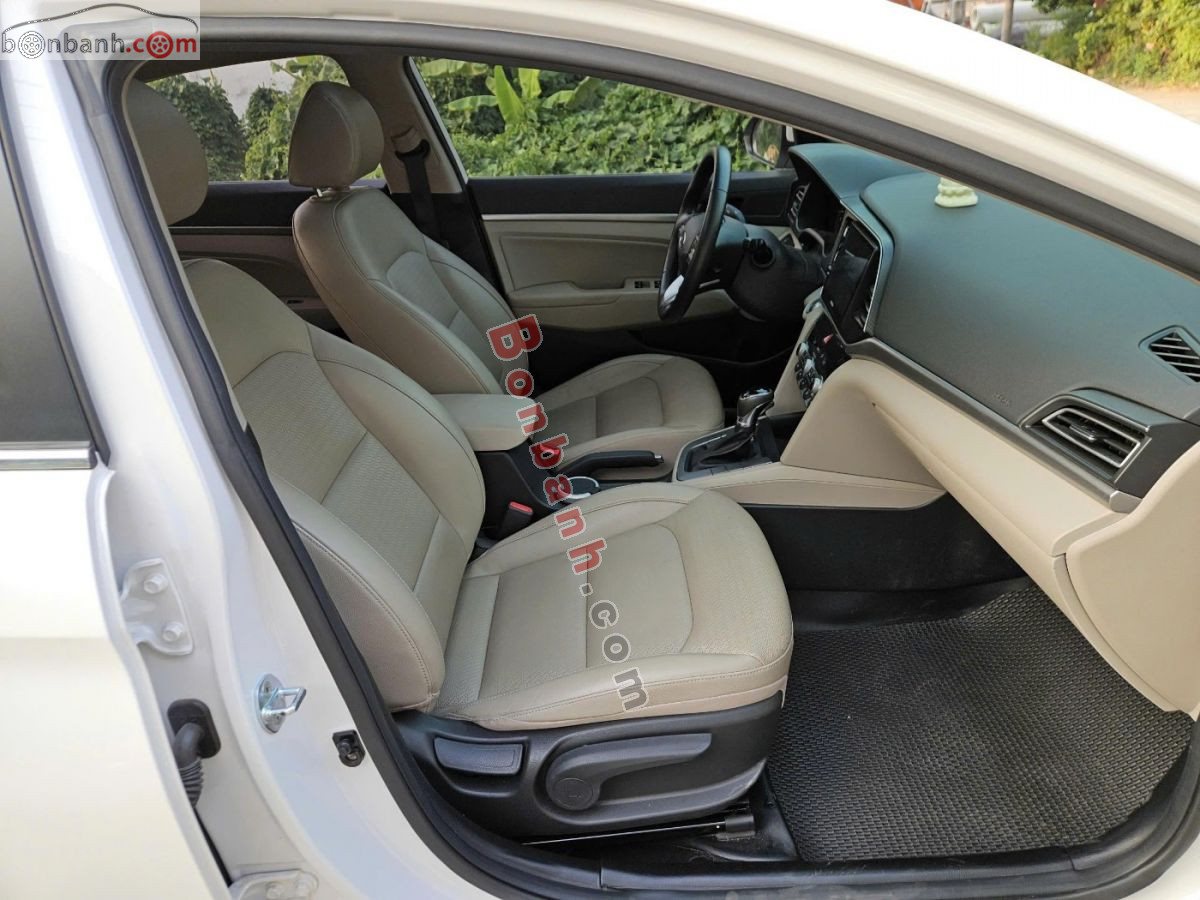 Bán ô tô Hyundai Elantra 2.0 AT - 2021 - xe cũ