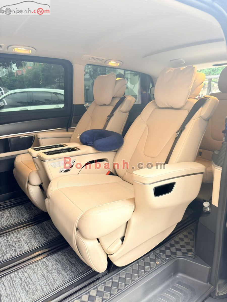 Bán ô tô Mercedes Benz V class V250 AMG - 2023 - xe cũ