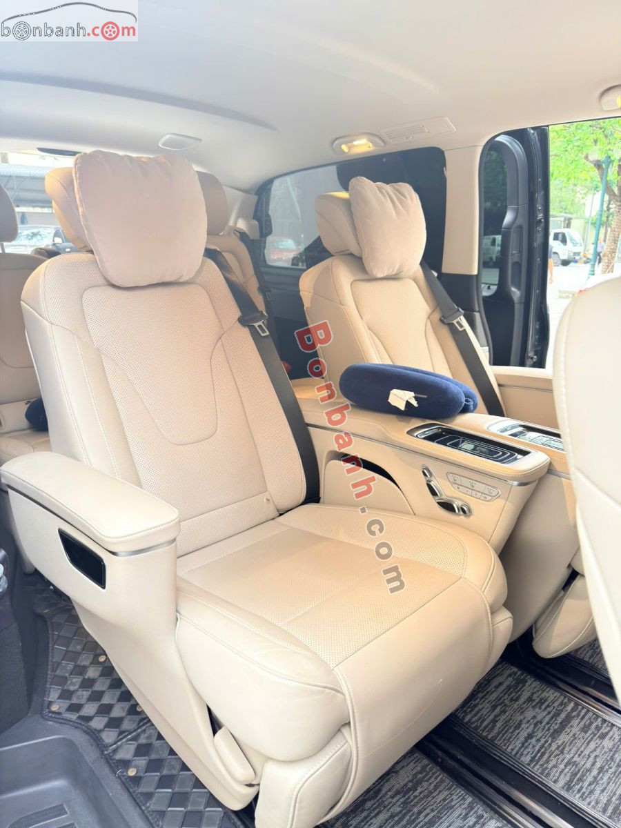Bán ô tô Mercedes Benz V class V250 AMG - 2023 - xe cũ