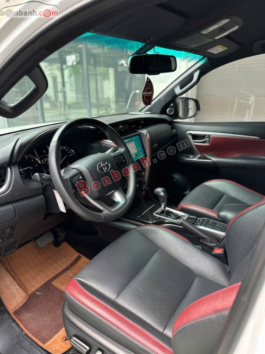 Bán ô tô Toyota Fortuner Legender 2.4L 4x2 AT - 2024 - xe cũ