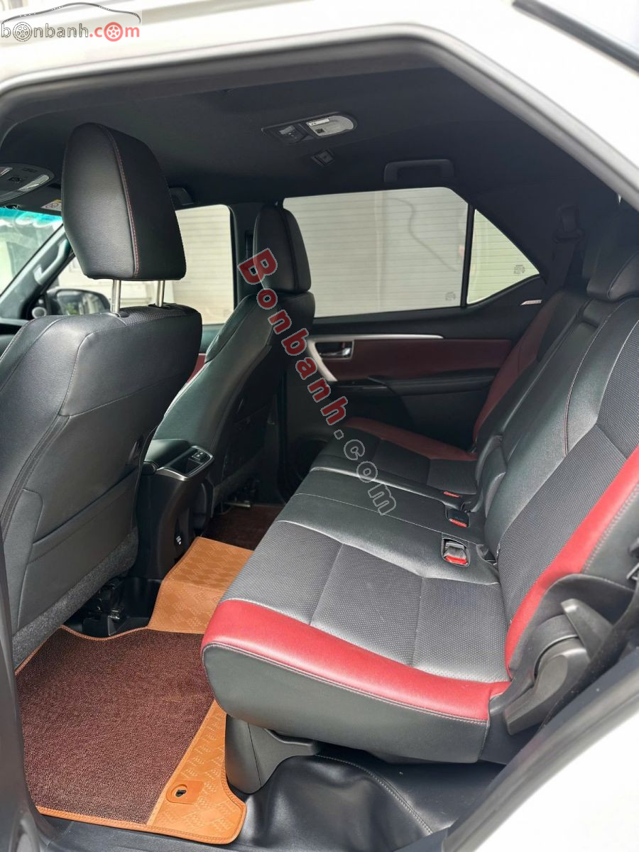 Bán ô tô Toyota Fortuner Legender 2.4L 4x2 AT - 2024 - xe cũ