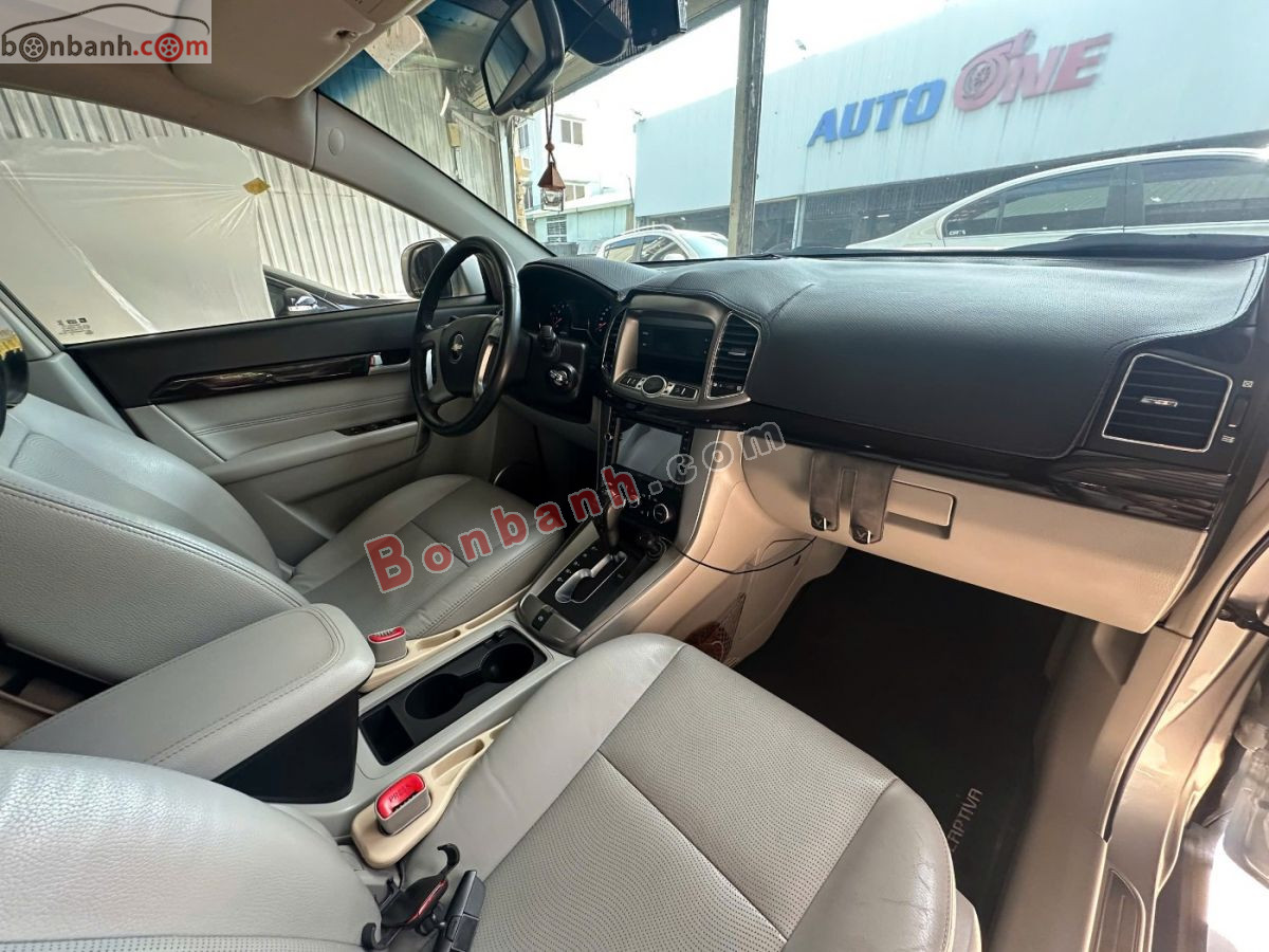 Bán ô tô Chevrolet Captiva LTZ 2.4 AT - 2014 - xe cũ