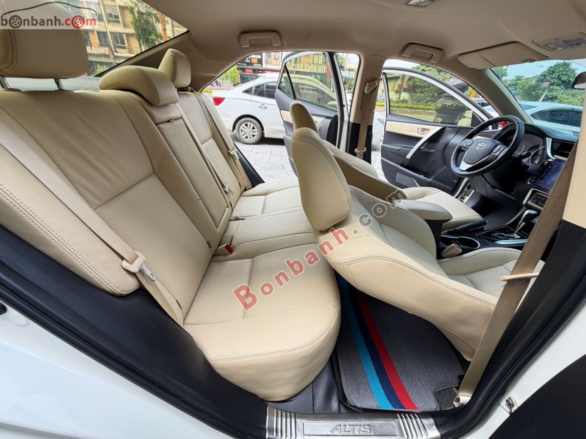 Bán ô tô Toyota Corolla altis 1.8E AT - 2022 - xe cũ