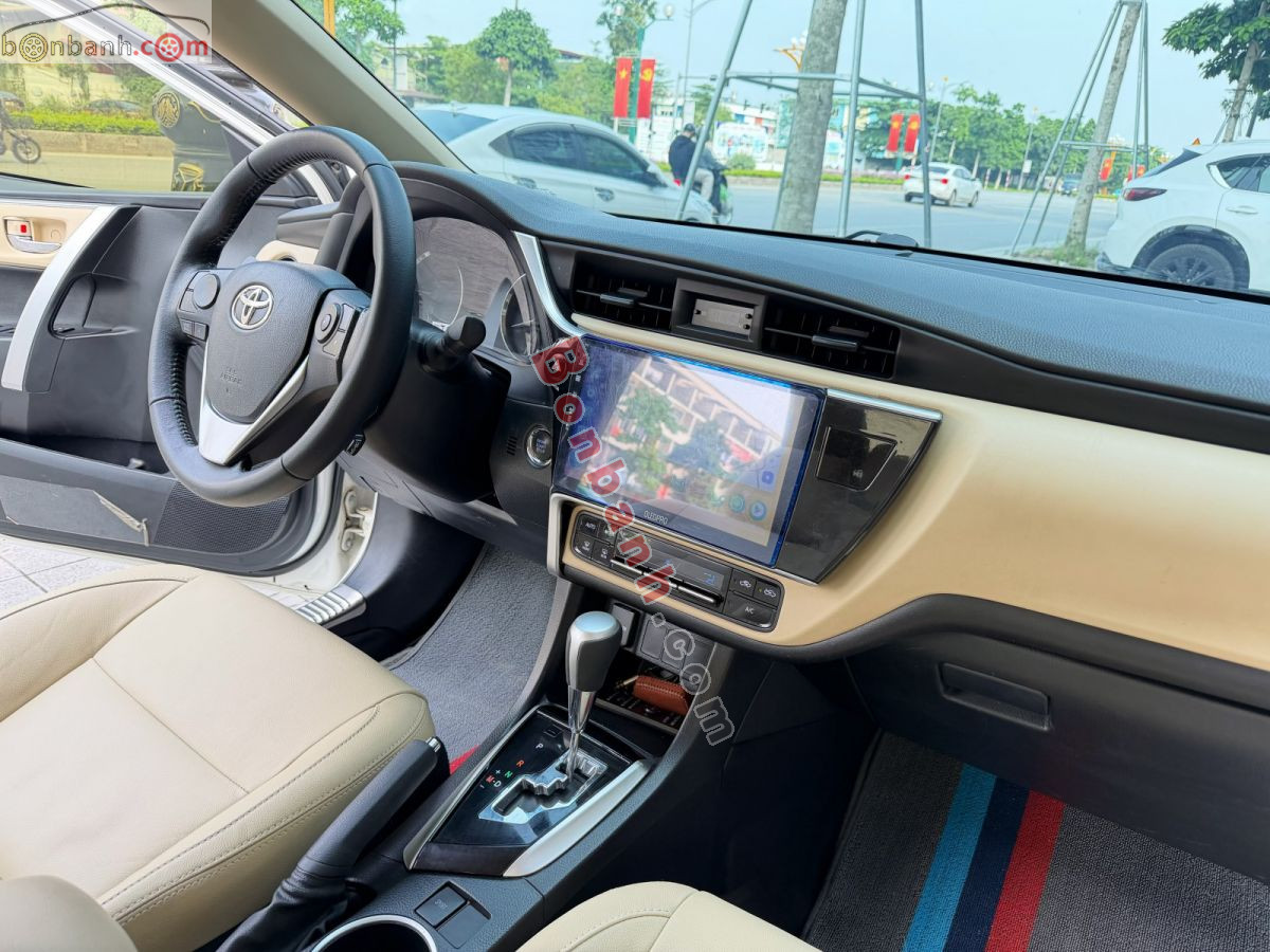 Bán ô tô Toyota Corolla altis 1.8E AT - 2022 - xe cũ