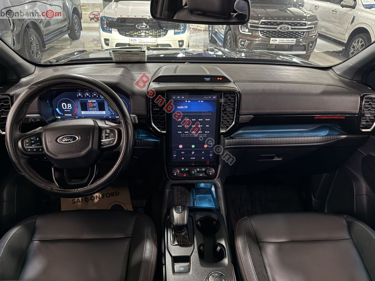 Bán ô tô Ford Ranger Stormtrak 2.0L 4x4 AT - 2024 - xe cũ