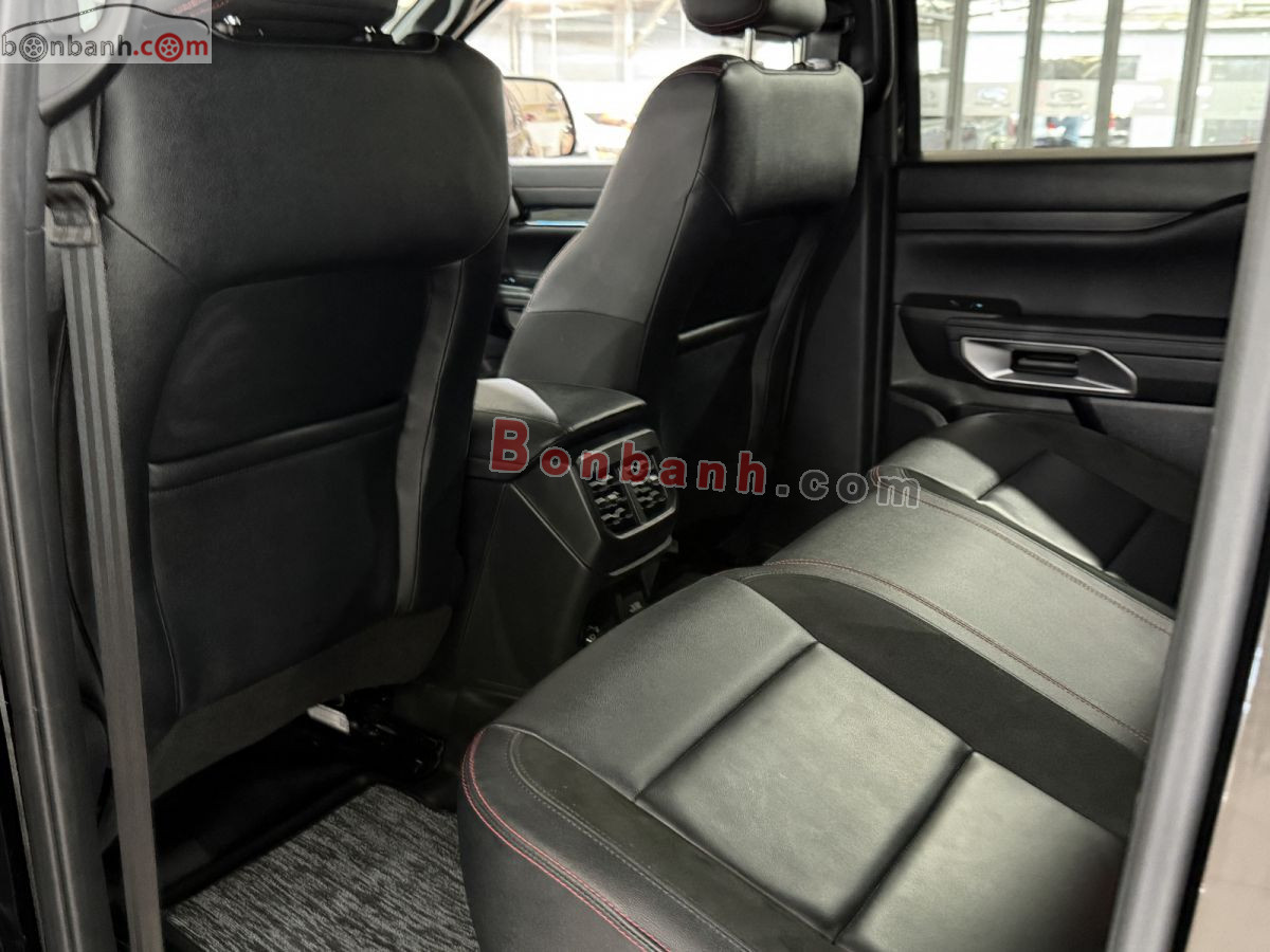 Bán ô tô Ford Ranger Stormtrak 2.0L 4x4 AT - 2024 - xe cũ