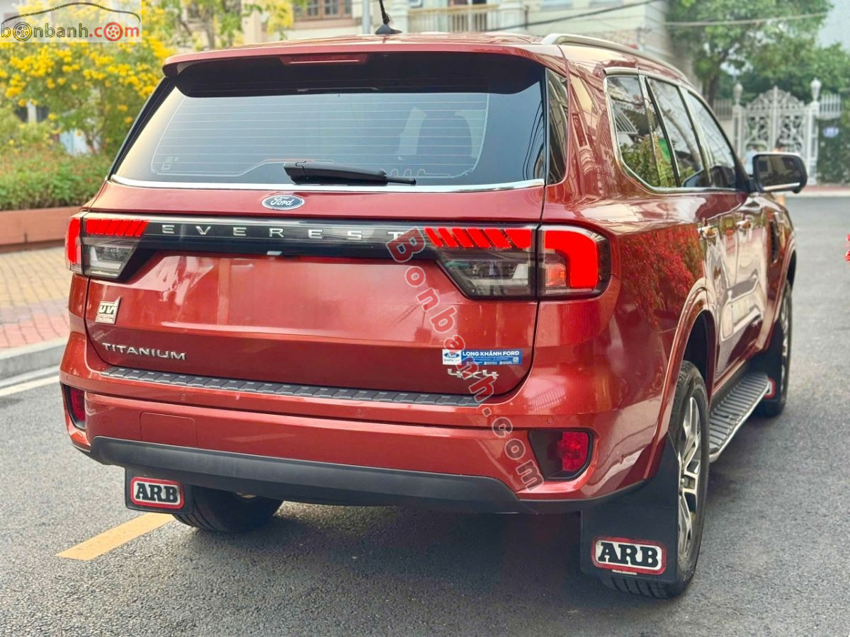 Bán ô tô Ford Everest Titanium Plus 2.0L 4x4 AT - 2022 - xe cũ