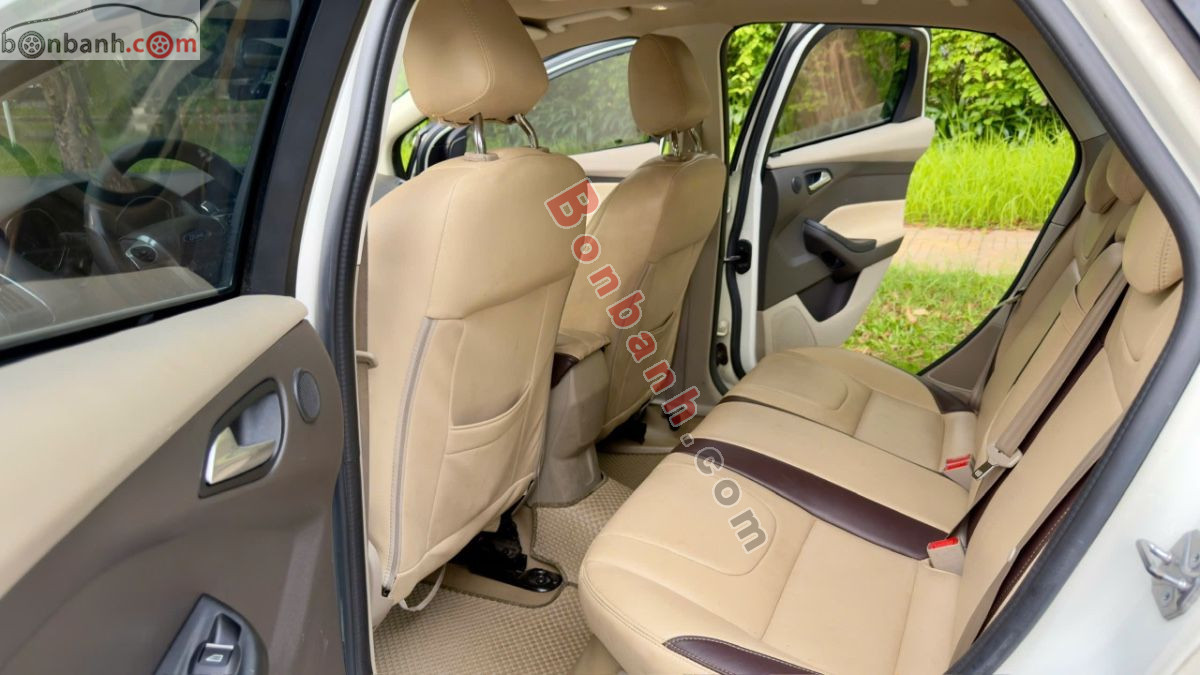 Bán ô tô Ford Focus Titanium 2.0 AT - 2015 - xe cũ