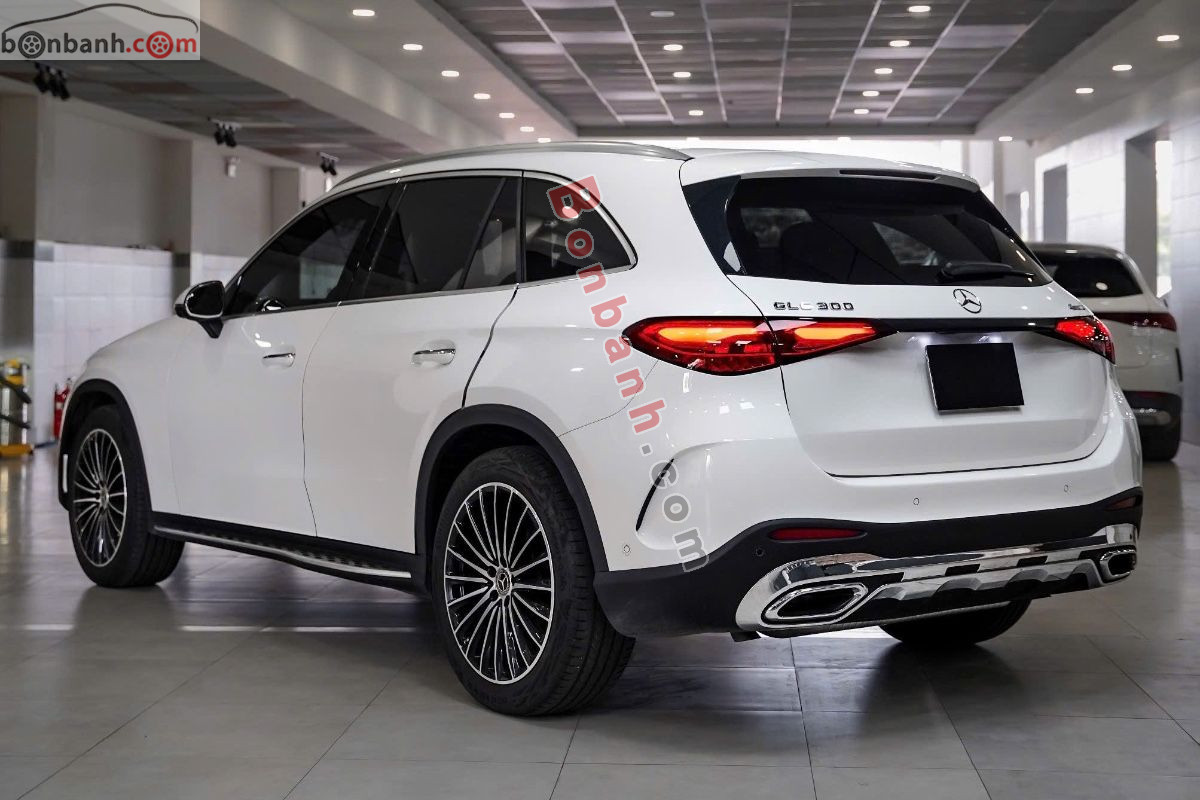 Bán ô tô Mercedes Benz GLC 300 4Matic - 2023 - xe cũ