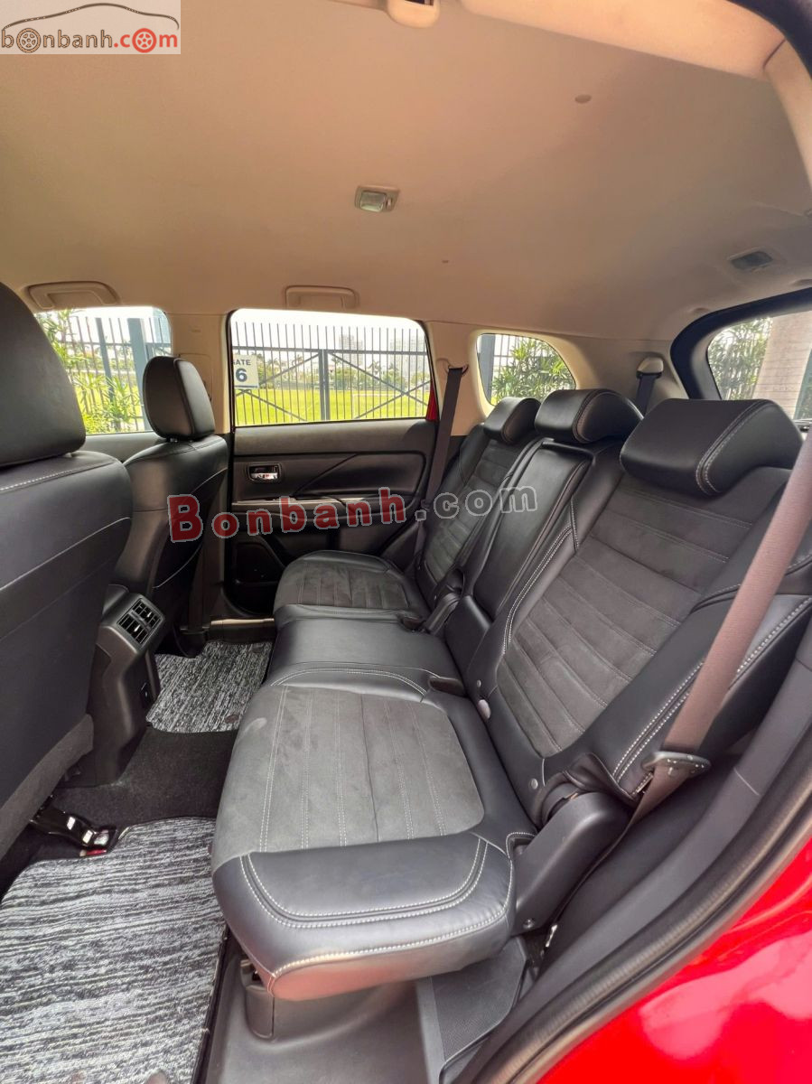 Bán ô tô Mitsubishi Outlander 2.0 CVT - 2023 - xe cũ