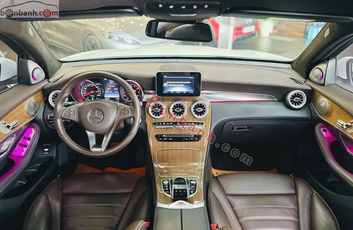 Bán ô tô Mercedes Benz GLC 250 4Matic - 2018 - xe cũ