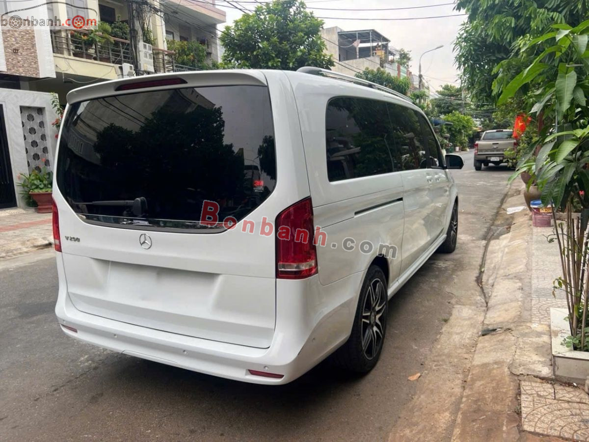 Bán ô tô Mercedes Benz V class V250 AMG - 2023 - xe cũ