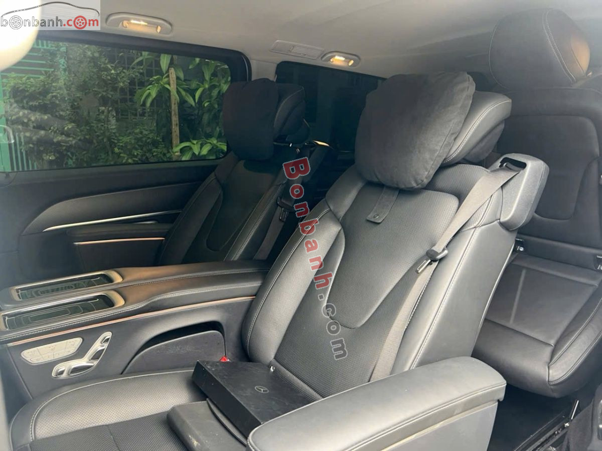 Bán ô tô Mercedes Benz V class V250 AMG - 2023 - xe cũ