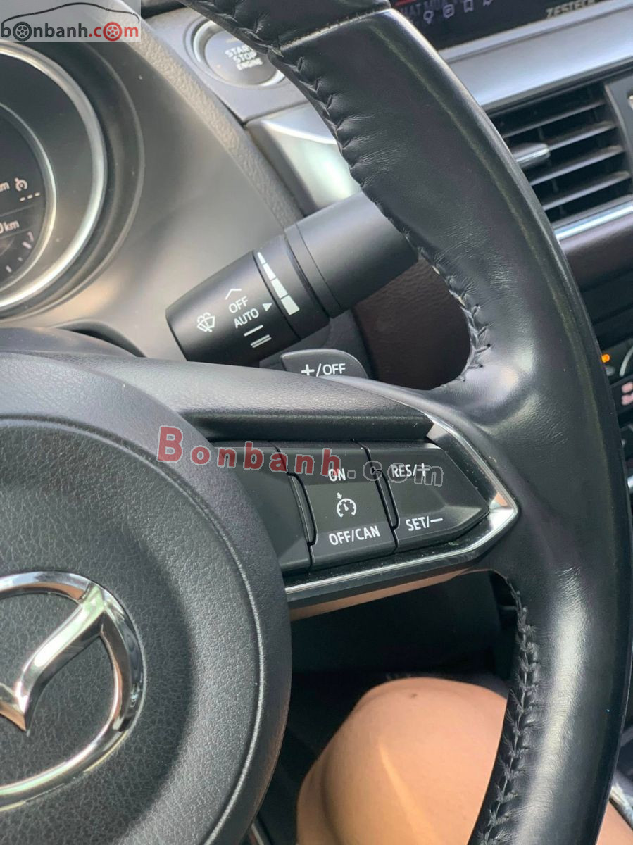 Bán ô tô Mazda 6 Premium 2.0 AT - 2017 - xe cũ