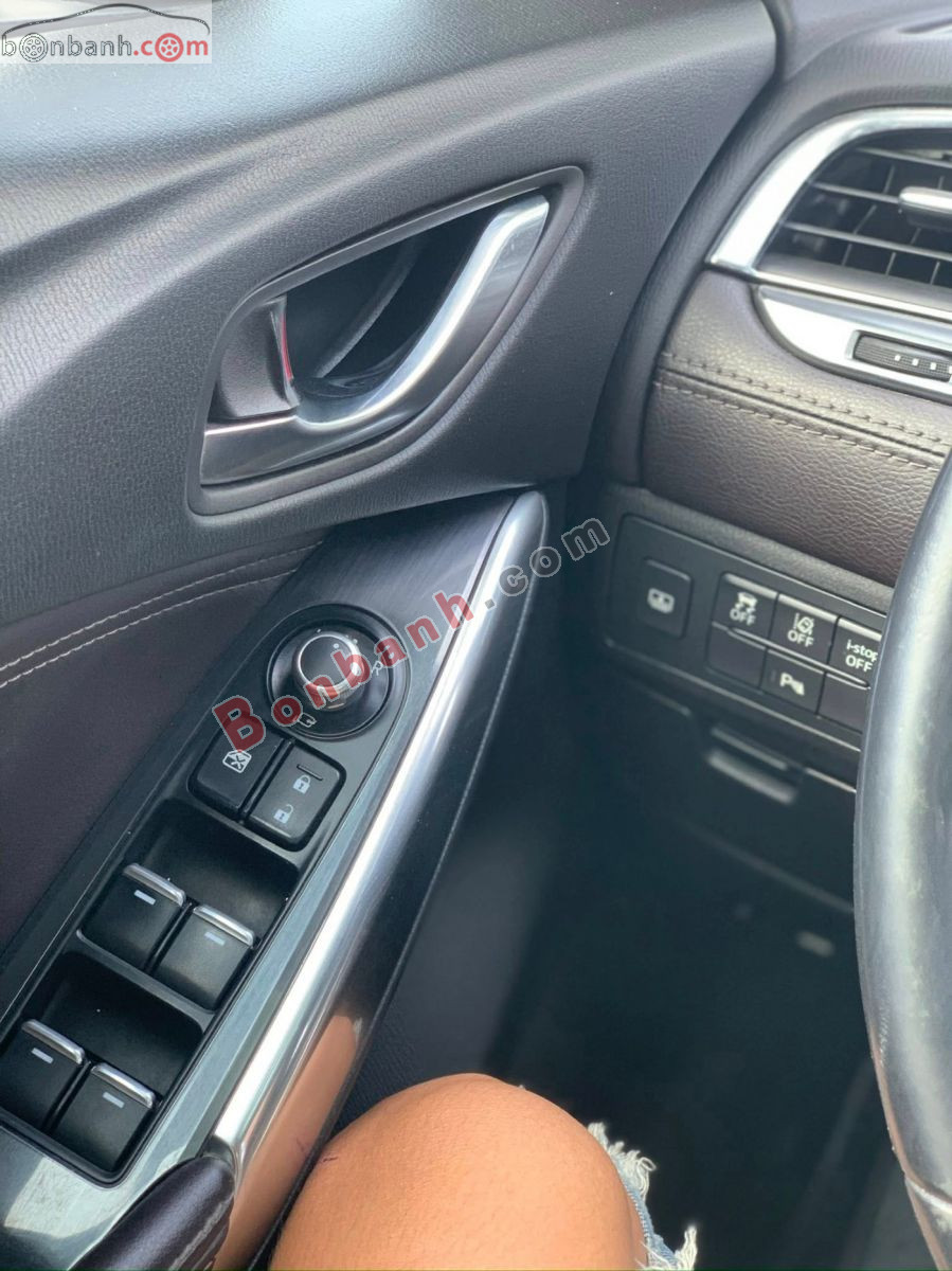 Bán ô tô Mazda 6 Premium 2.0 AT - 2017 - xe cũ