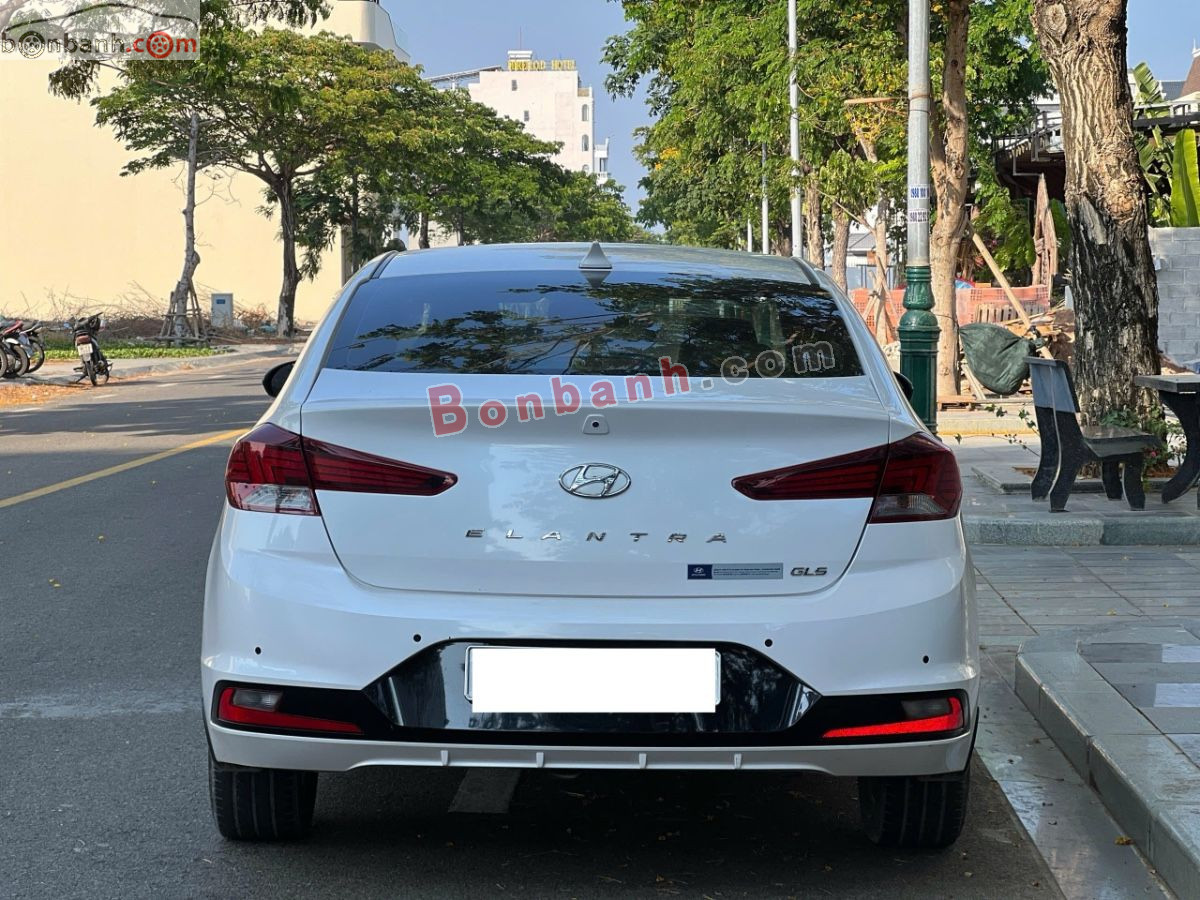 Bán ô tô Hyundai Elantra 1.6 AT - 2019 - xe cũ