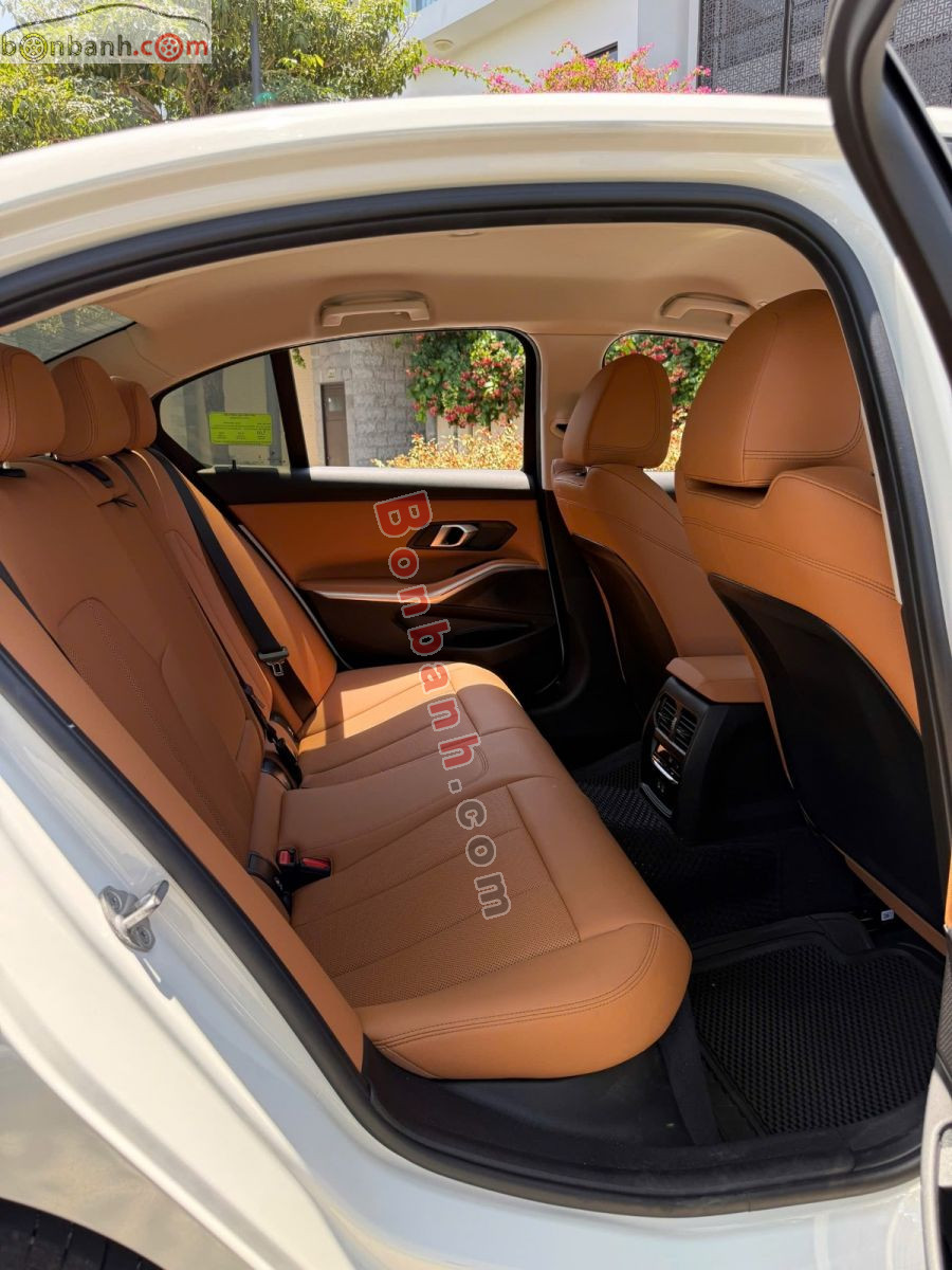 Bán ô tô BMW 3 Series 320i Sport Line - 2024 - xe cũ