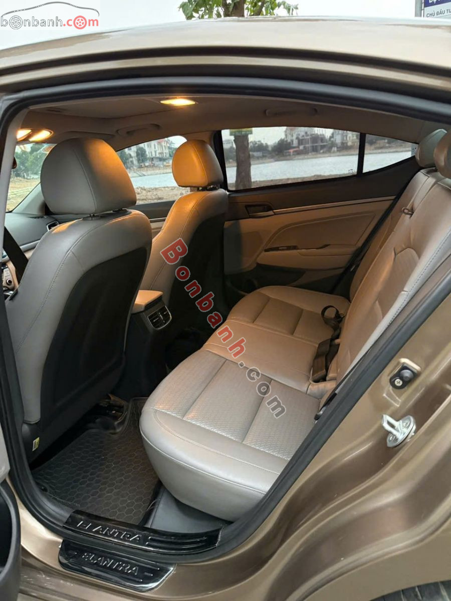 Bán ô tô Hyundai Elantra 2.0 AT - 2016 - xe cũ