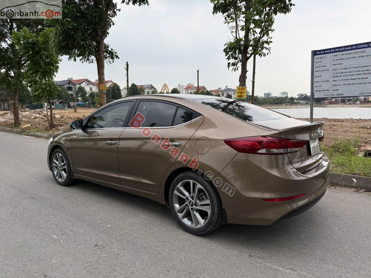 Bán ô tô Hyundai Elantra 2.0 AT - 2016 - xe cũ