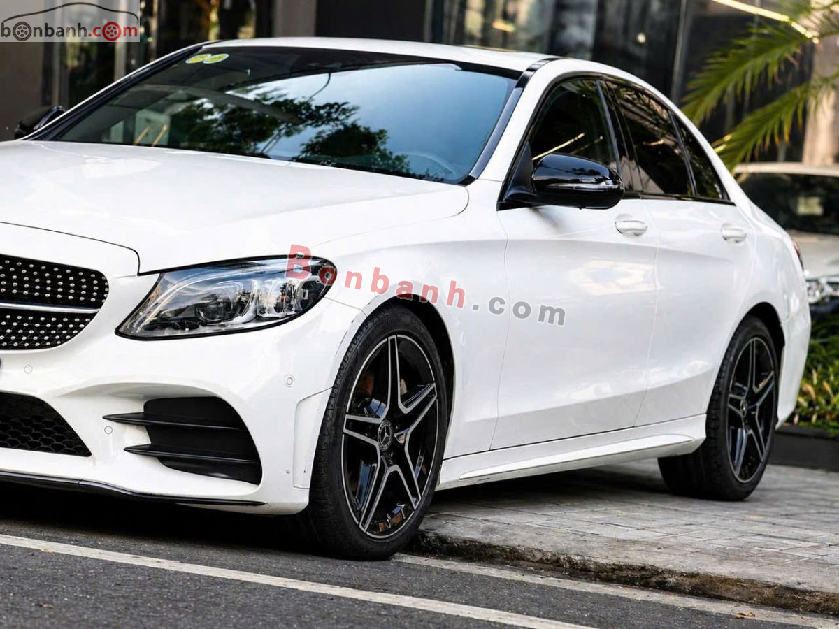 Bán ô tô Mercedes Benz C class C300 AMG - 2019 - xe cũ