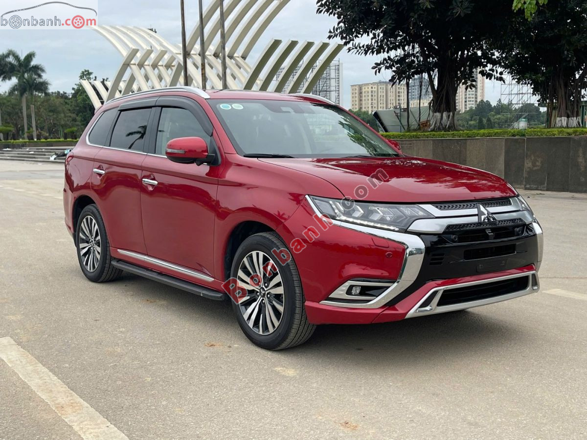 Bán ô tô Mitsubishi Outlander Premium 2.0 CVT - 2022 - xe cũ