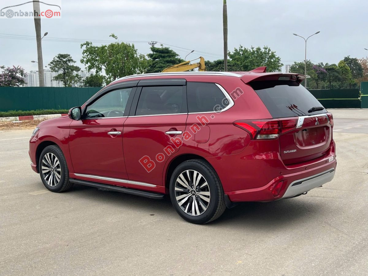 Bán ô tô Mitsubishi Outlander Premium 2.0 CVT - 2022 - xe cũ