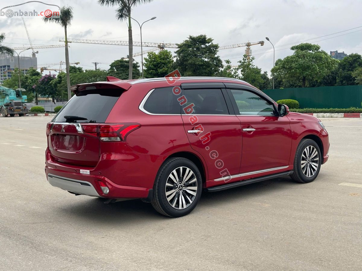 Bán ô tô Mitsubishi Outlander Premium 2.0 CVT - 2022 - xe cũ
