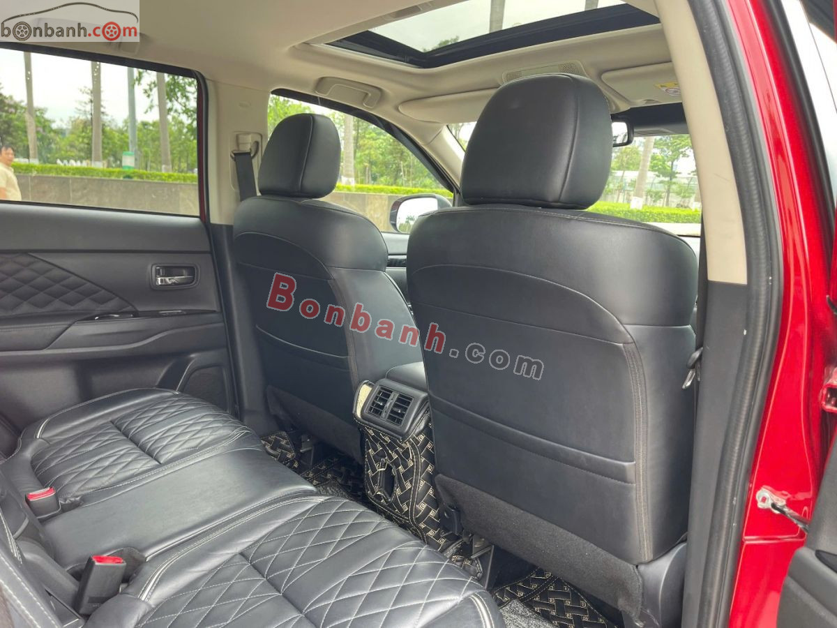 Bán ô tô Mitsubishi Outlander Premium 2.0 CVT - 2022 - xe cũ