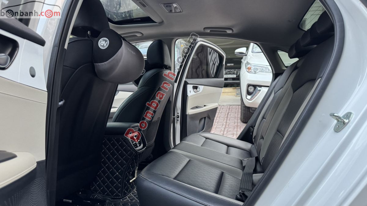 Bán ô tô Kia K3 Luxury 1.6 AT - 2024 - xe cũ