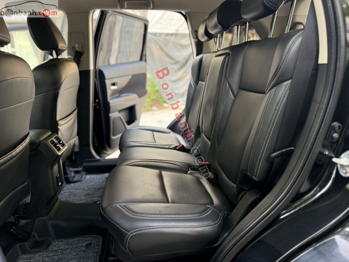 Bán ô tô Mitsubishi Outlander 2.0 CVT - 2021 - xe cũ