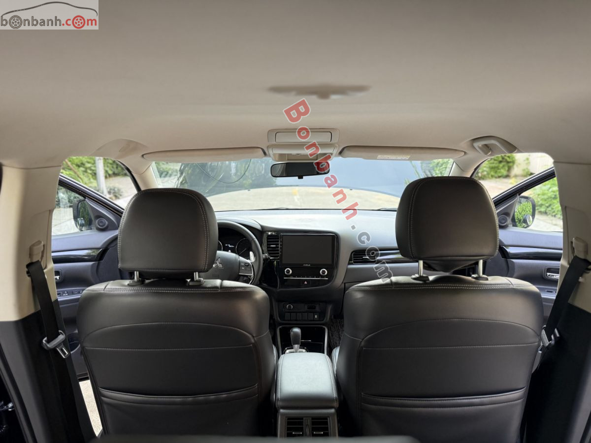 Bán ô tô Mitsubishi Outlander 2.0 CVT - 2021 - xe cũ