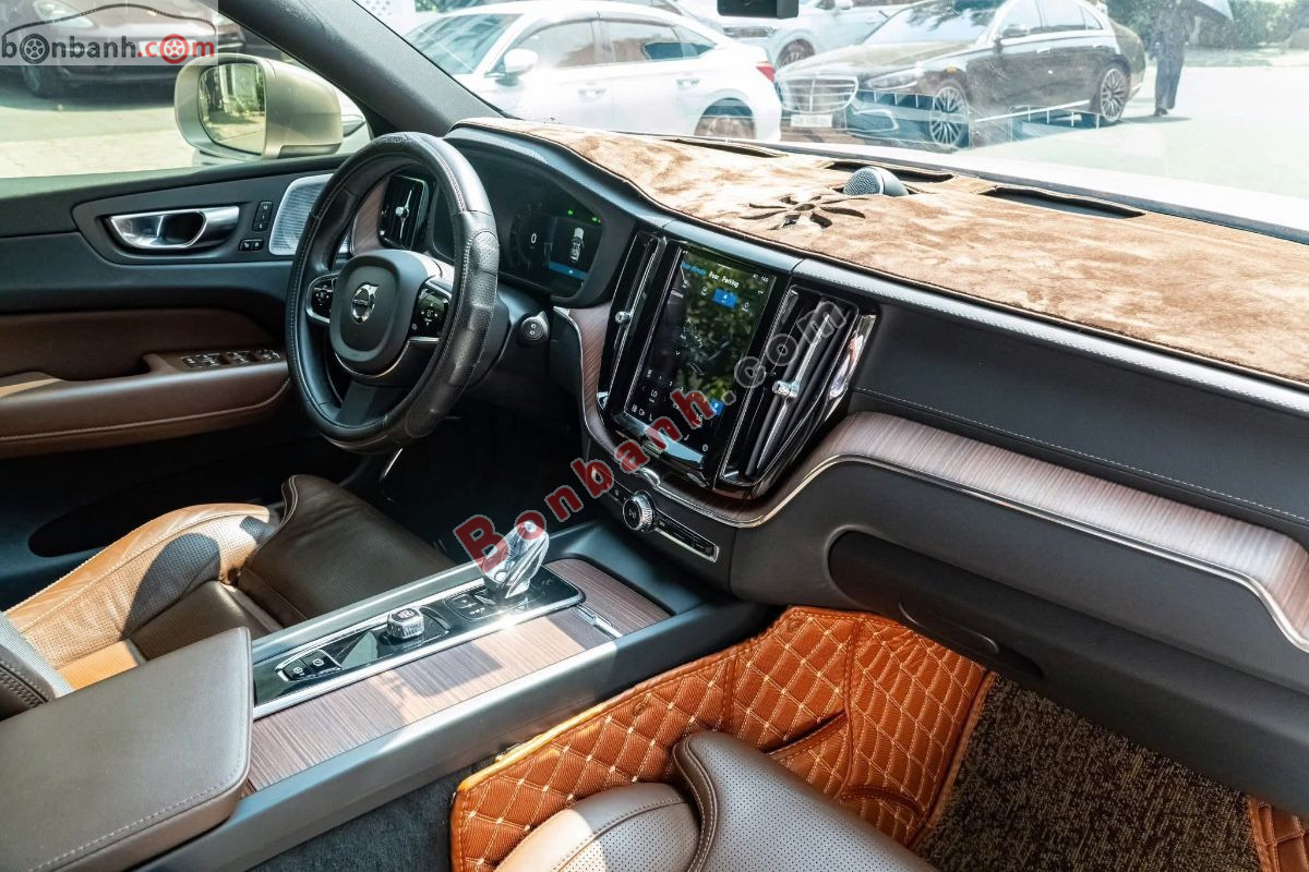 Bán ô tô Volvo XC60 Ultimate Bright B6 AWD - 2024 - xe cũ