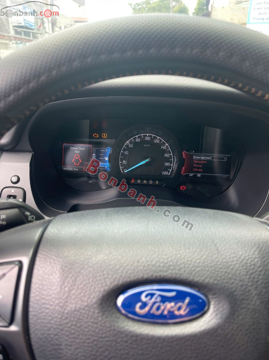 Bán ô tô Ford Ranger Wildtrak 3.2L 4x4 AT - 2015 - xe cũ