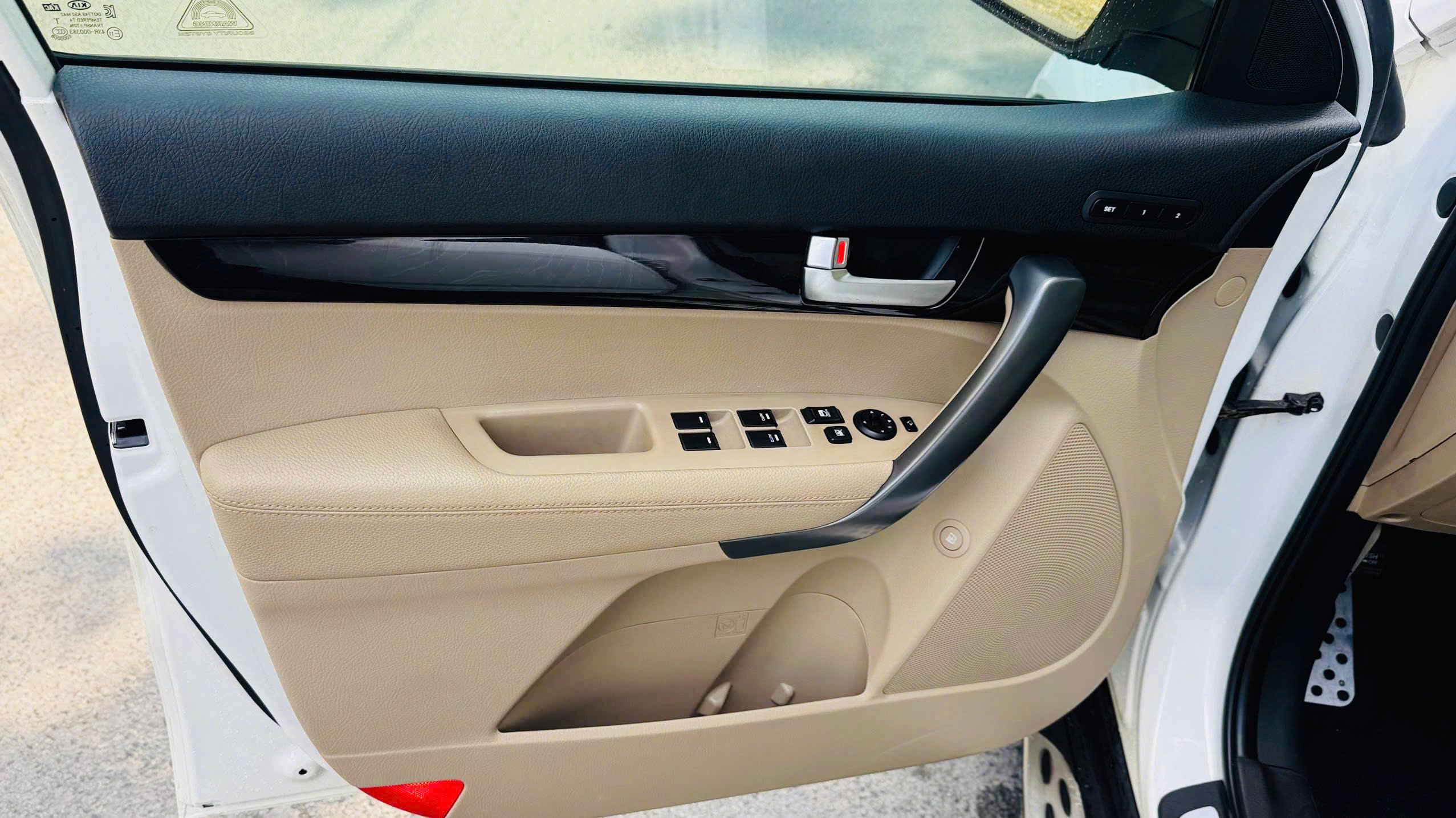 Bán Kia Sorento DATH Full máy dầu sản xuất 2019, màu trắng