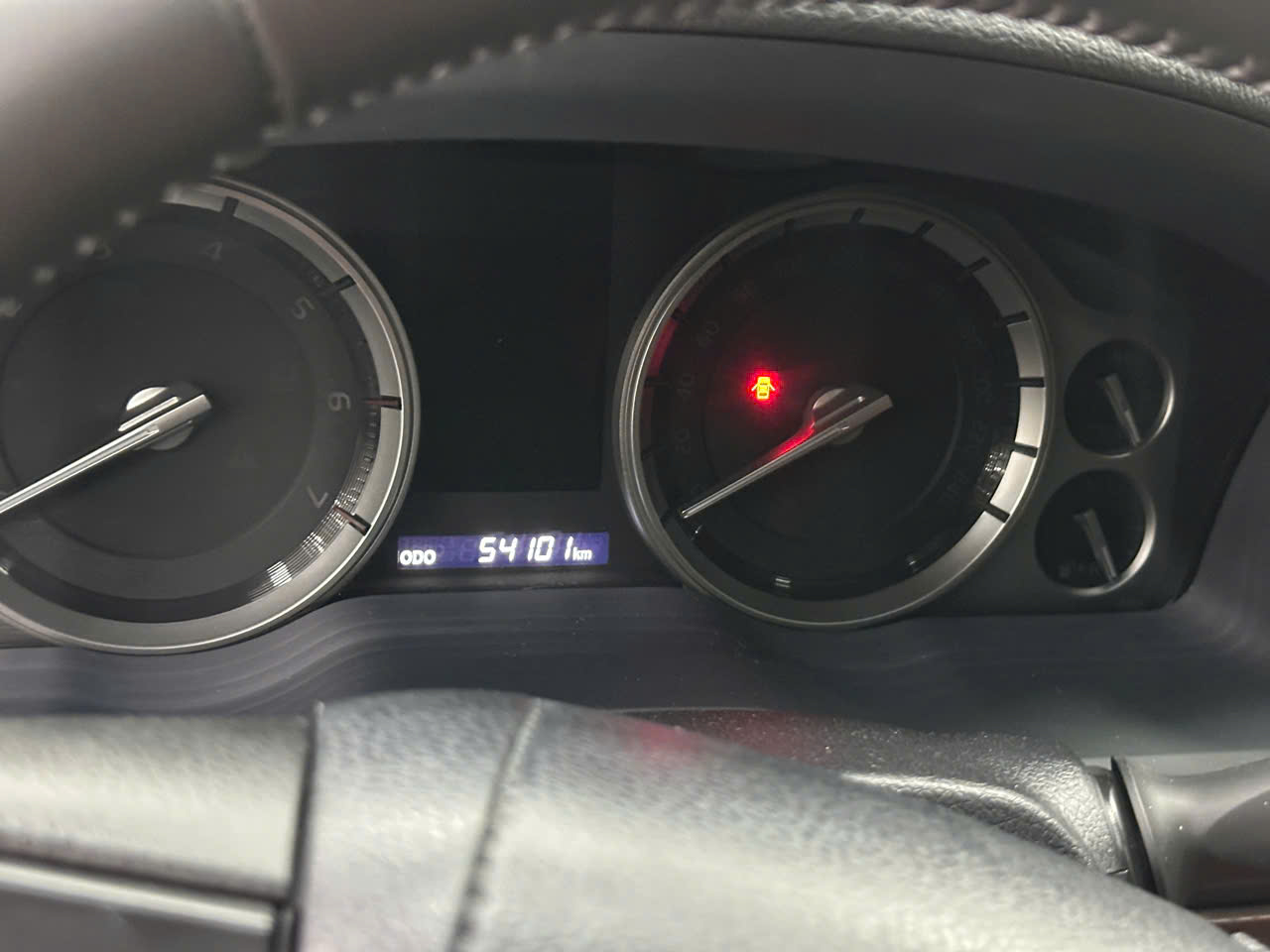 Bán Toyota Land Cruiser MBS sản xuất 2020, màu đen, nhập khẩu