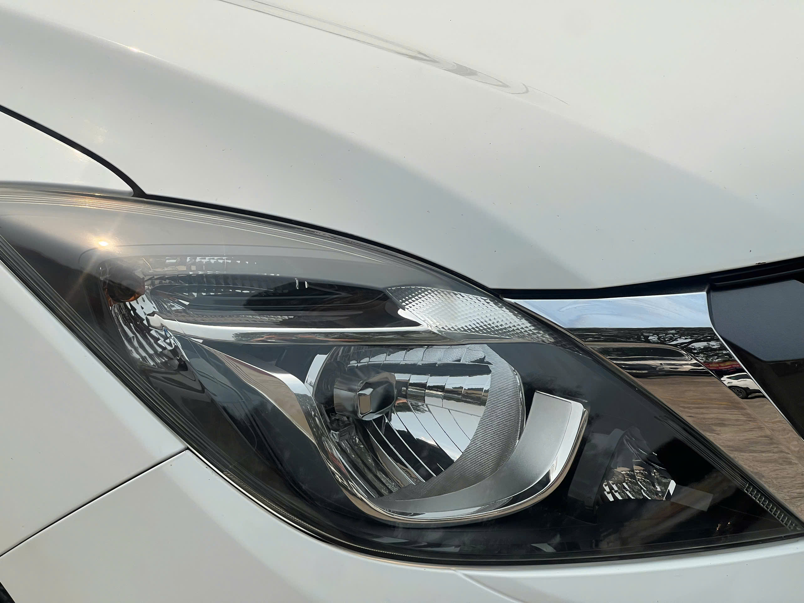 Bán Mazda Mazda BT 50 năm 2016, màu trắng, xe nhập