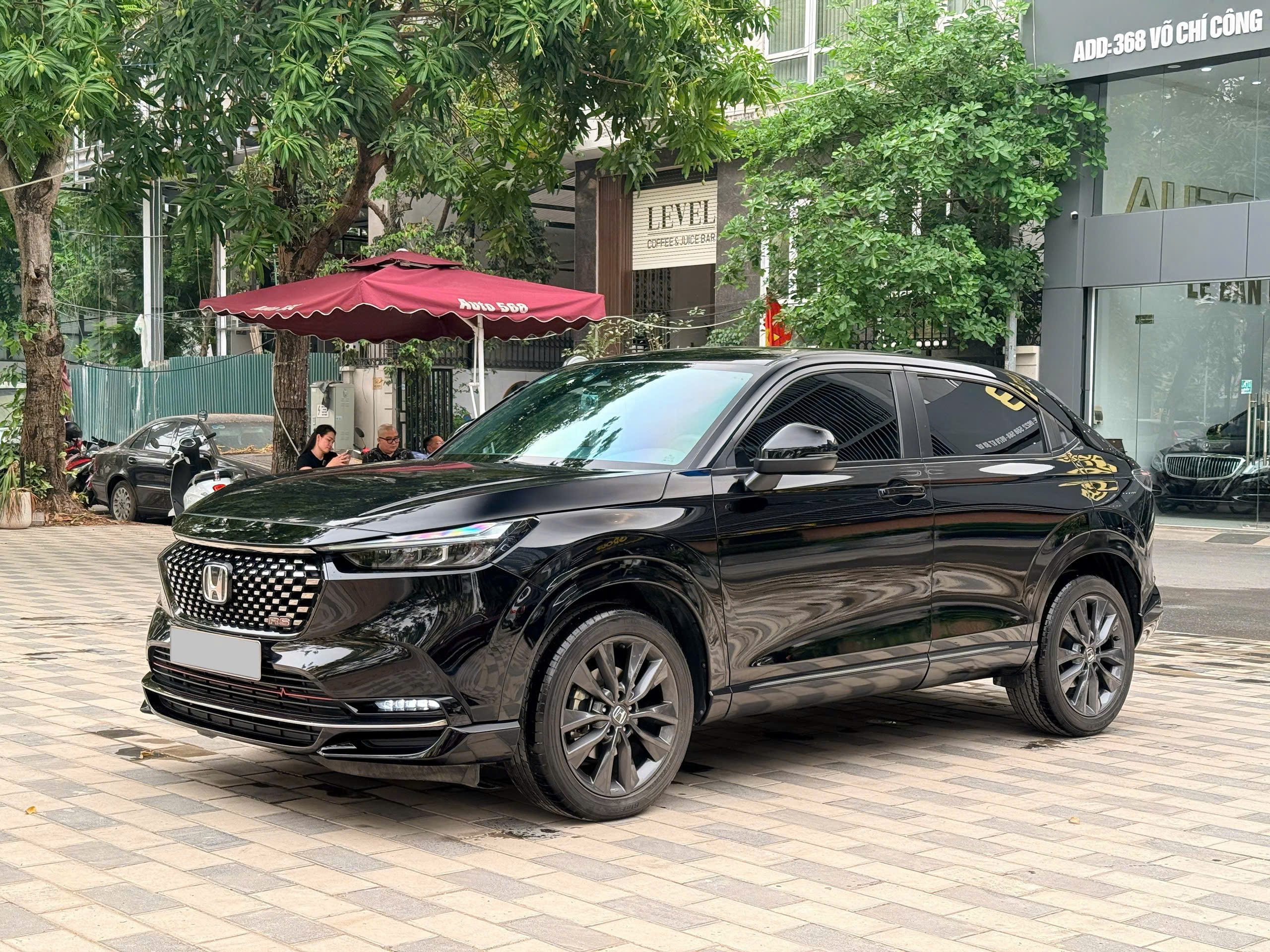 Bán ô tô Honda HR-V RS năm 2024, màu đen, xe nhập, 775tr