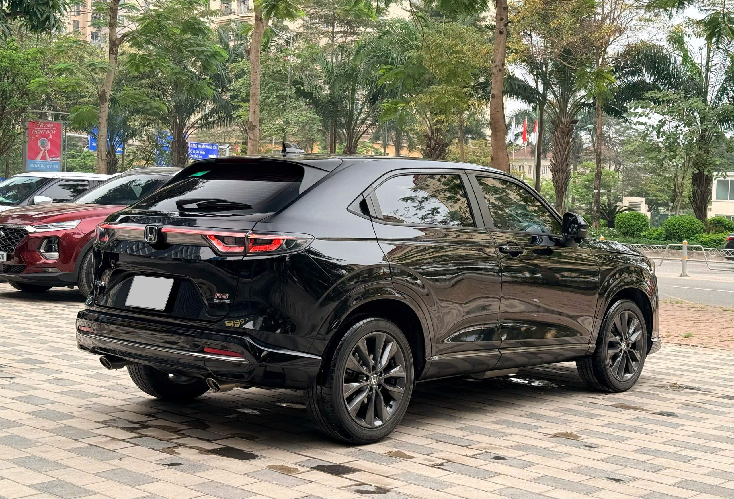 Bán ô tô Honda HR-V RS năm 2024, màu đen, xe nhập, 775tr