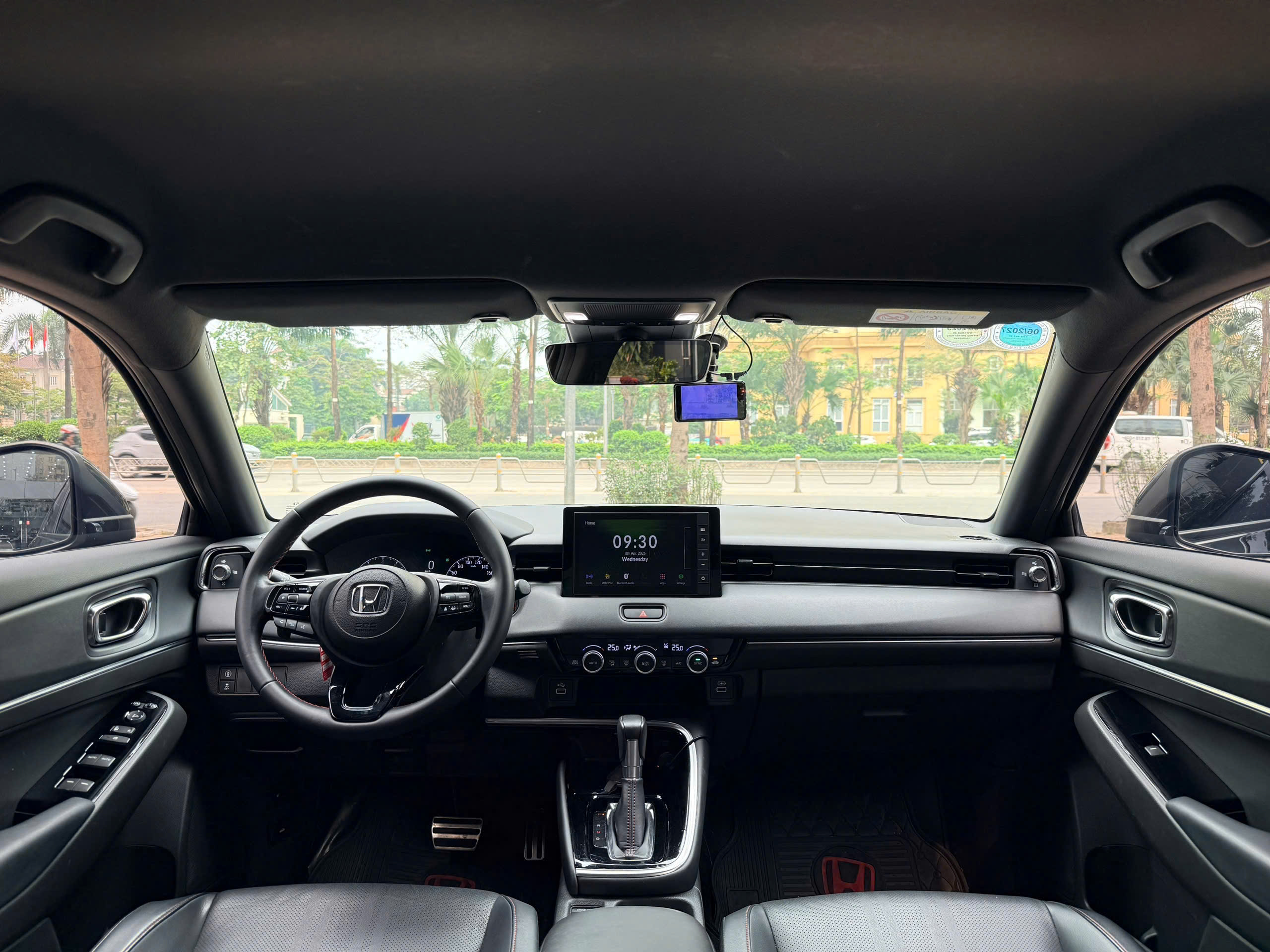 Bán ô tô Honda HR-V RS năm 2024, màu đen, xe nhập, 775tr